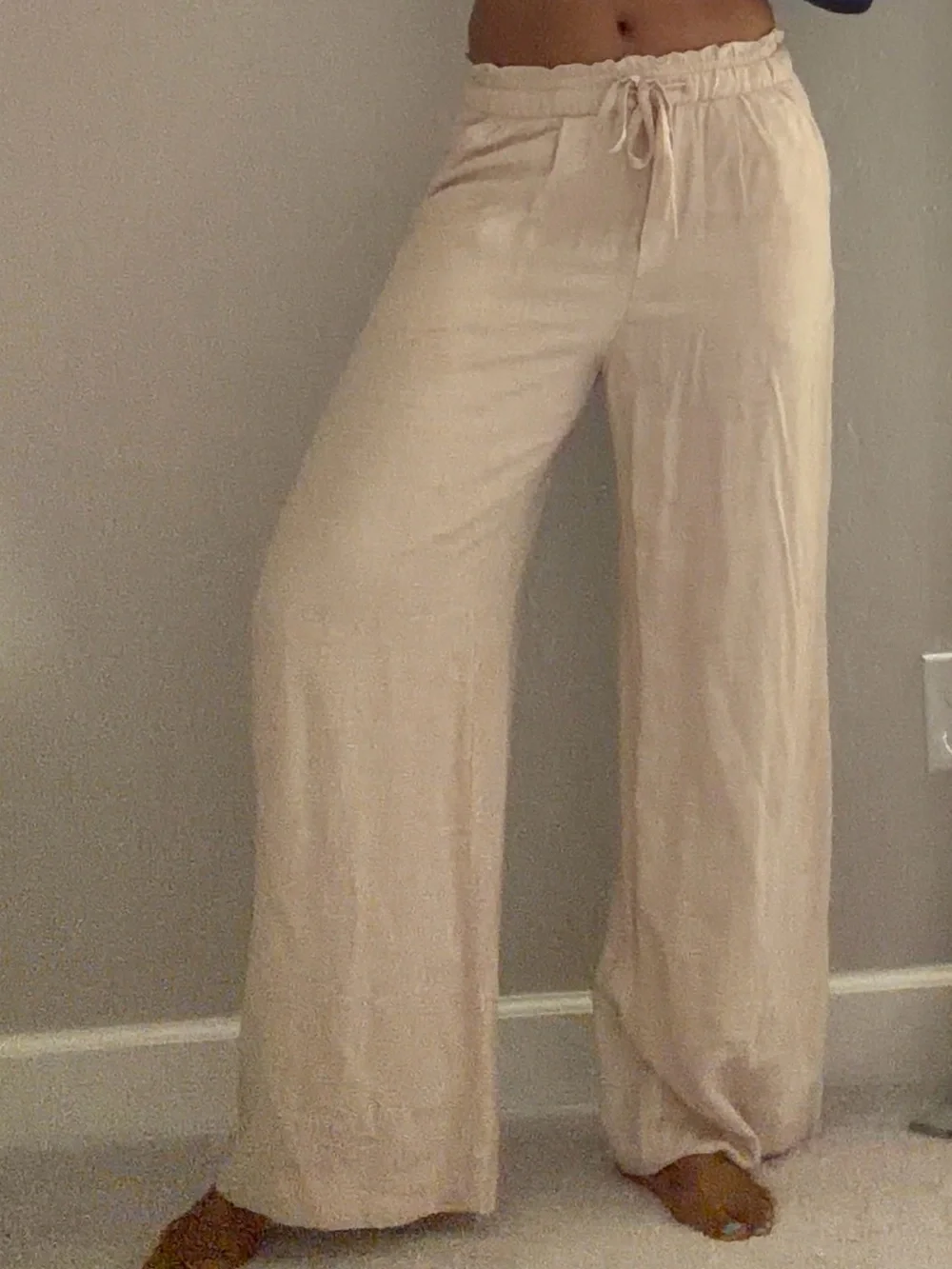 H&M Wide-Leg Drawstring Pants in Beige US6